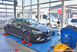 Renault Megane RS Trophy - 1.8 Turbo - 221kW (300k) a 400Nm - AT