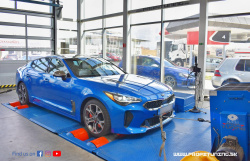Kia Stinger GT - 3.3 T-GDi V6 24V BiTurbo - 272kW (370k) a 510Nm - 8AT