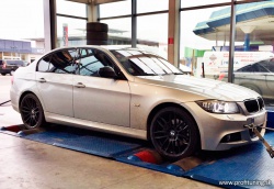 BMW 330xD (E90) - 180kW (245k) a 520Nm