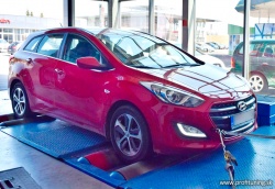 HYUNDAI i30 (II) - 1.6 CRDi 16V - 81kW (110k) a 260Nm
