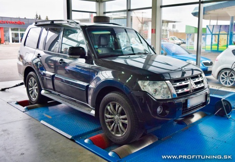 Mitsubishi Pajero 3.2 DI-D 147kW (4) 2009 - 2016