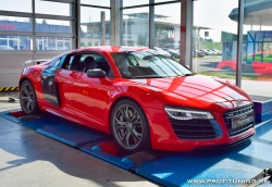 AUDI R8 Stage 3 - 4.2 FSI V8 Supercharged - 482kW (655k) a 590Nm