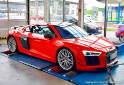 AUDI R8+ (4S) - 5.2l FSI V10 40V - 449kW (610k) a 560Nm
