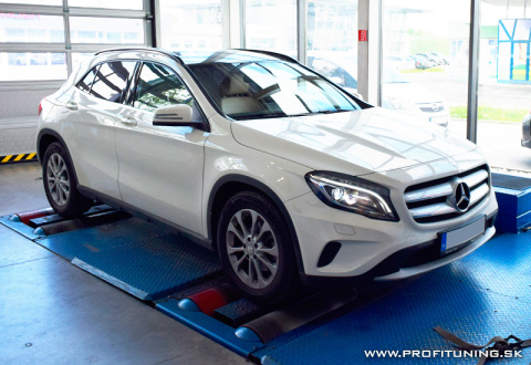 Mercedes-Benz GLA 180 90kW 16V (X156) 2015+